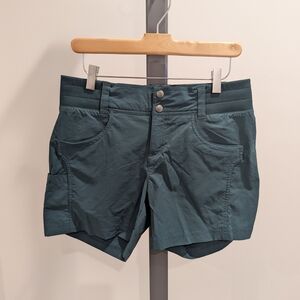 Title nine Green Cargo Shorts with Mid-Thigh Length